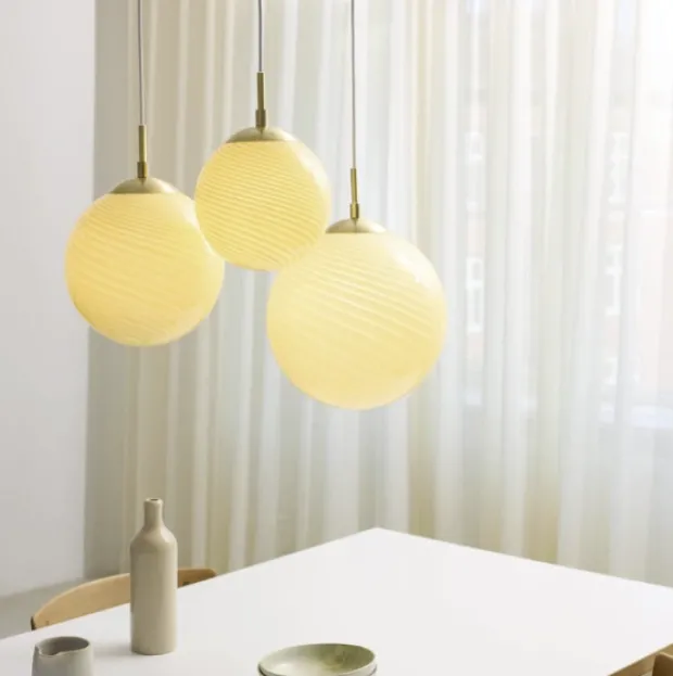 Candy ball pendel 20cm hvit