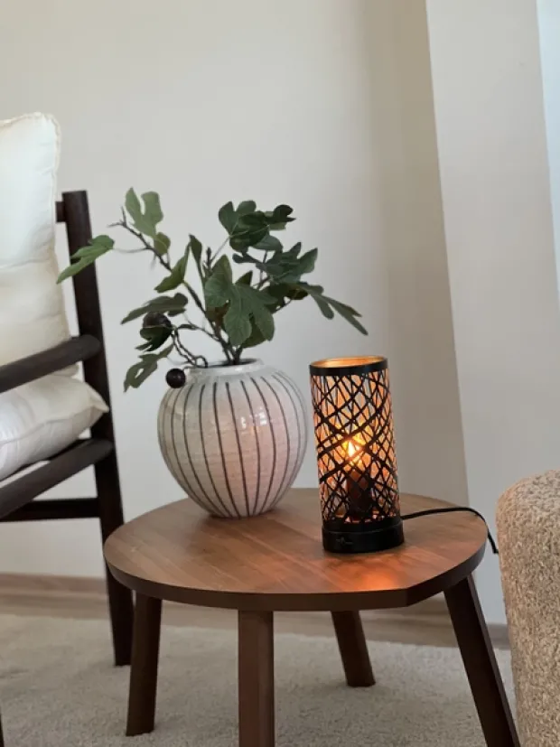 Esmeralda bordlampe 20cm sort