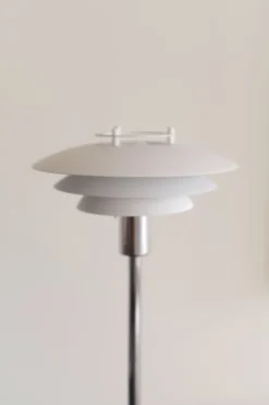 Joakim gulvlampe 135cm hvit/krom