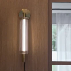 Kosta LED vegglampe 43,5cm messing