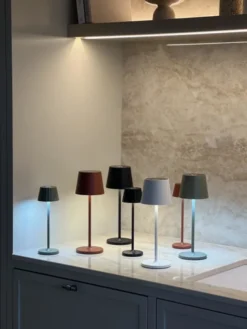 Mai LED oppladbar utelampe bord IP65 29cm grønn