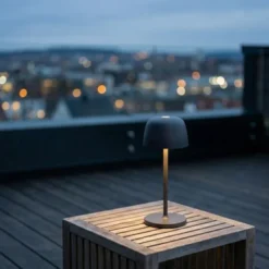 Mars LED oppladbar utelampe bord IP65 28cm grå