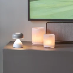 Myla Mini LED oppladbar bordlampe 12cm beige