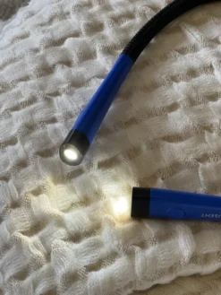 Neck Light LED oppladbar leselampe blå