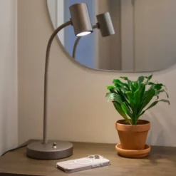 Noor II skrivebordslampe 45cm brun