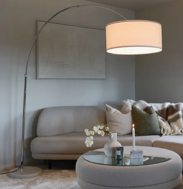 Rauma gulvlampe med skjerm 227cm krom