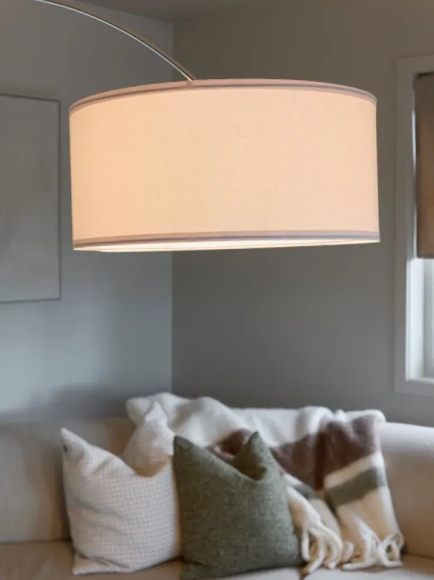 Rauma gulvlampe med skjerm 227cm krom