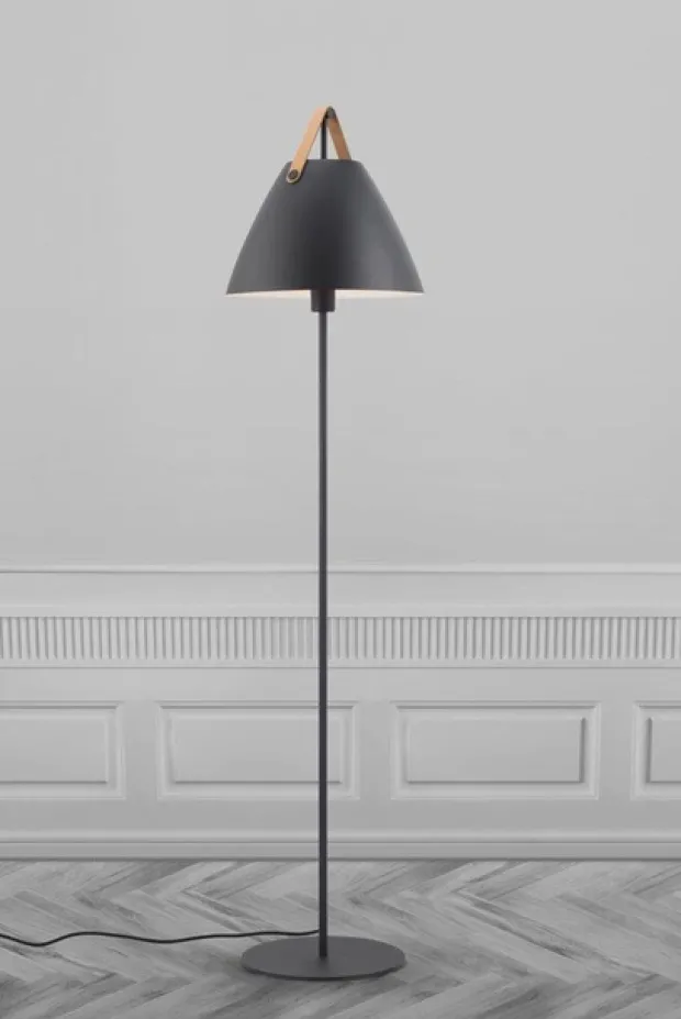 Strap gulvlampe 153cm sort