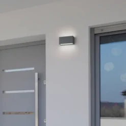 Trent LED utelampe vegg IP54 14cm grå