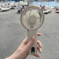 Vifte Mini oppladbar 19cm beige