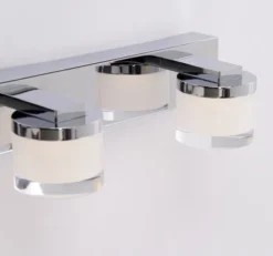 Vilmer LED vegg baderomslampe IP21 48cm krom