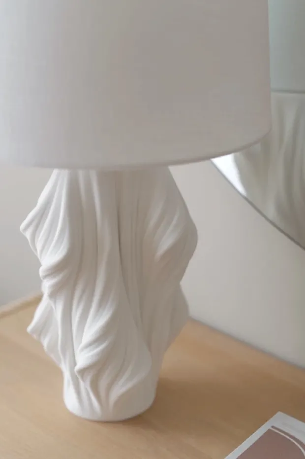 Wave 3D bordlampe 63cm hvit
